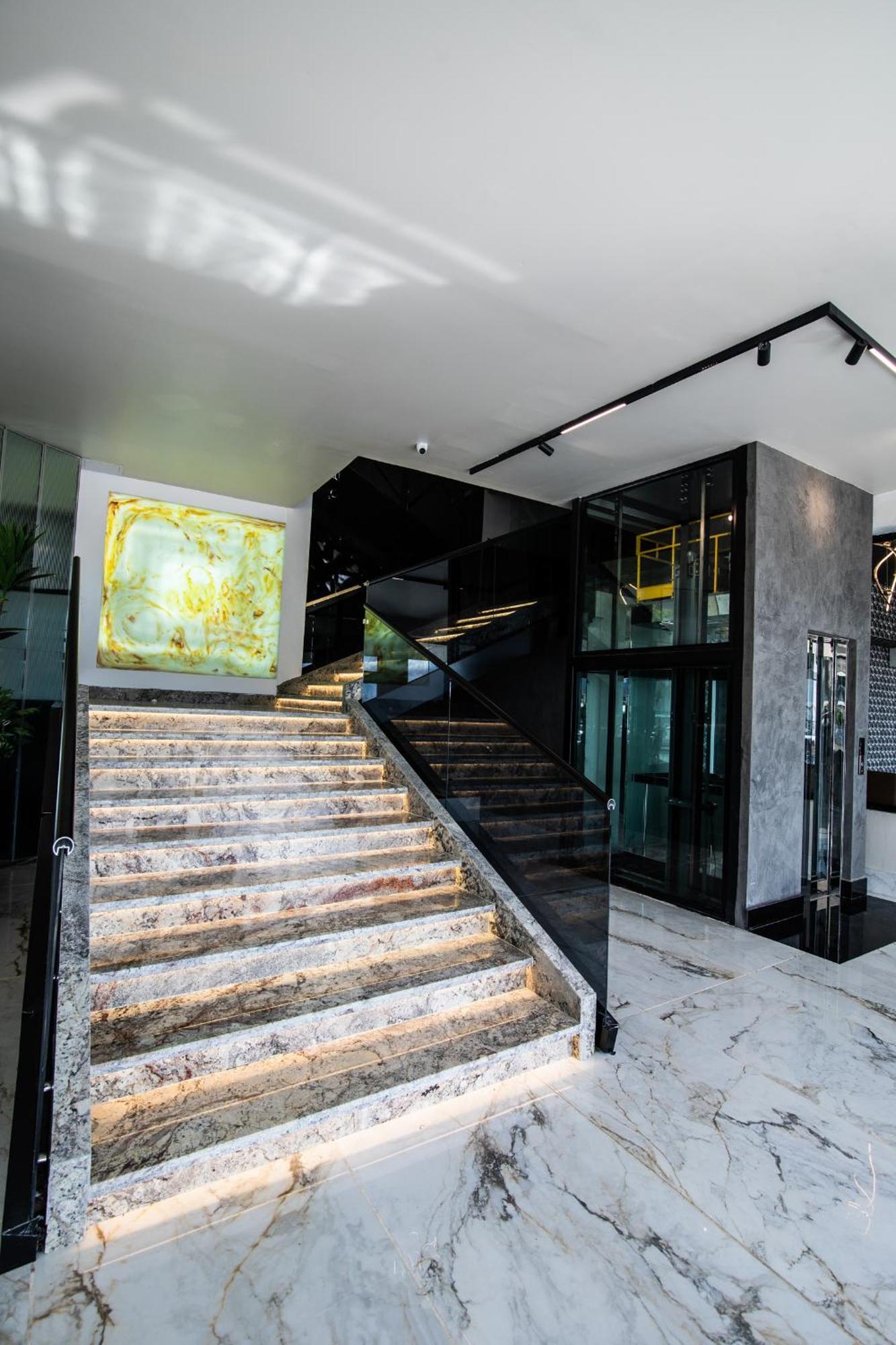 Lovera Hotel Сантьяго-де-лос-Кабальерос Экстерьер фото